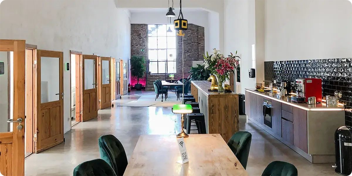 Unser Berliner Büro an der Rummelsburger Bucht
